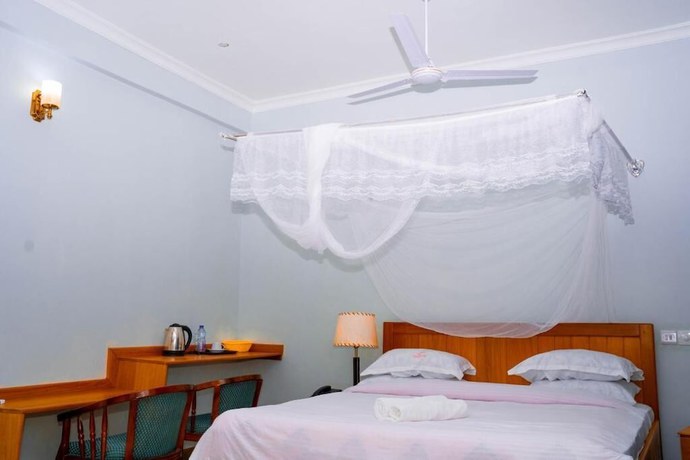 Imagen de la habitación del Hotel Parklane hotel. Foto 9