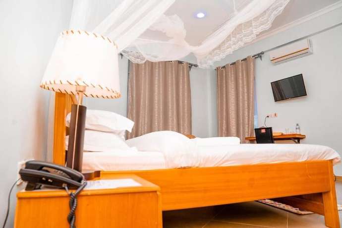 Imagen de la habitación del Hotel Parklane hotel. Foto 13