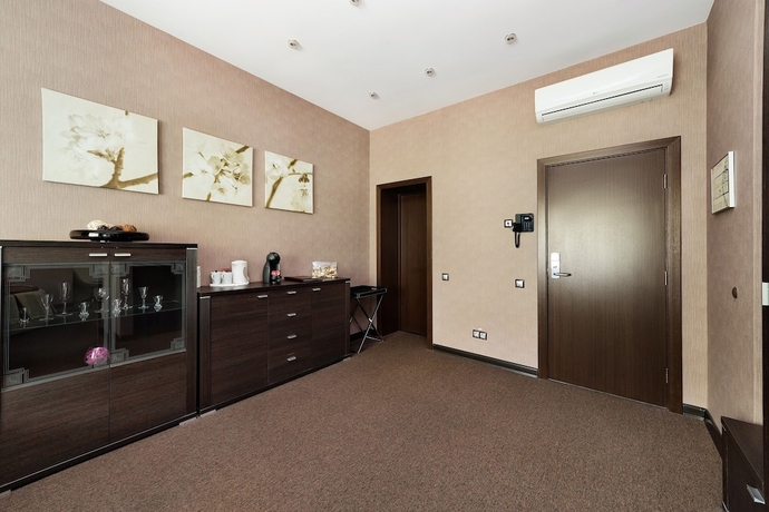 Imagen de la habitación del Hotel Parkoff. Foto 12