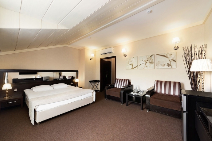 Imagen de la habitación del Hotel Parkoff. Foto 13