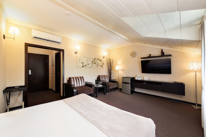 Imagen de la habitación del Hotel Parkoff. Foto 15