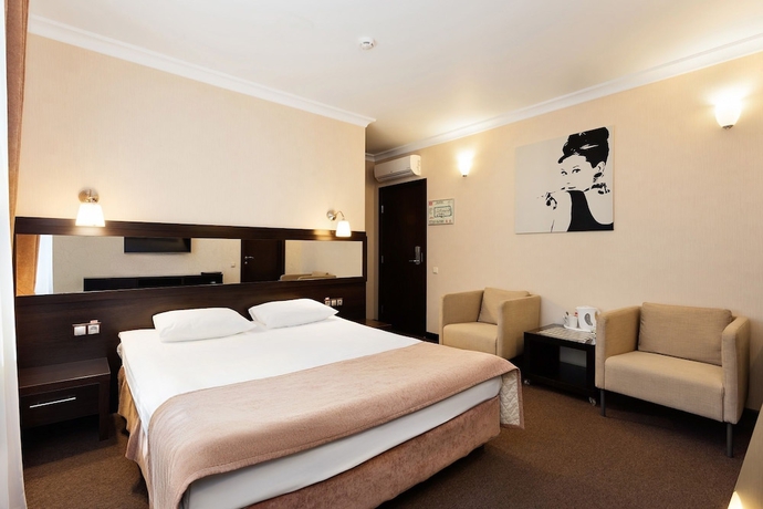 Imagen de la habitación del Hotel Parkoff. Foto 17