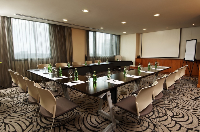 Imagen de los interiores del Hotel Parkroyal Saigon. Foto 12