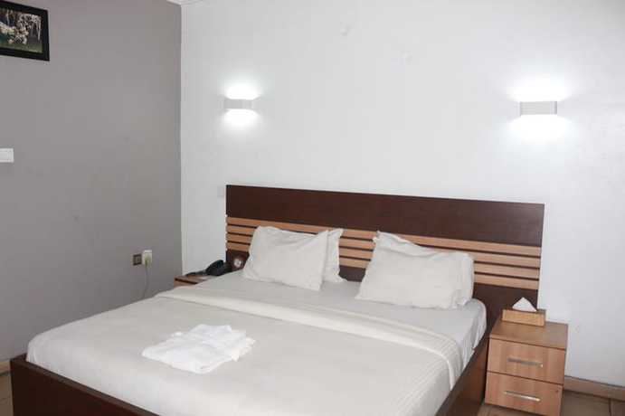 Imagen de la habitación del Hotel Parks. Foto 10