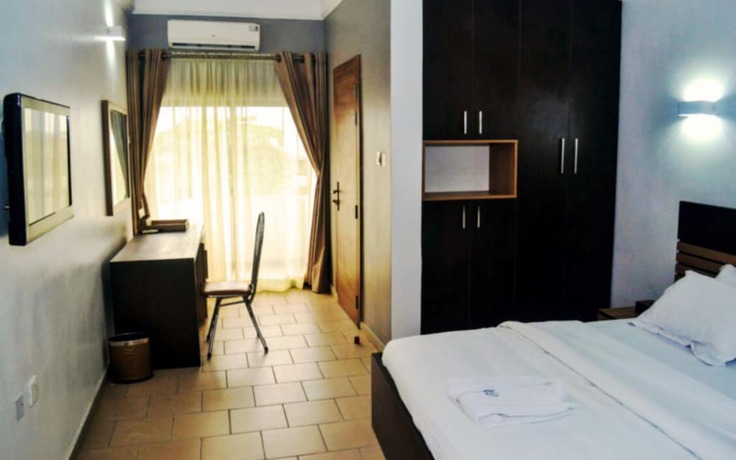 Imagen de la habitación del Hotel Parks. Foto 13