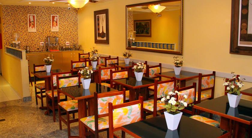 Imagen del bar/restaurante del Hotel Park's Pedro De Toledo New. Foto 10