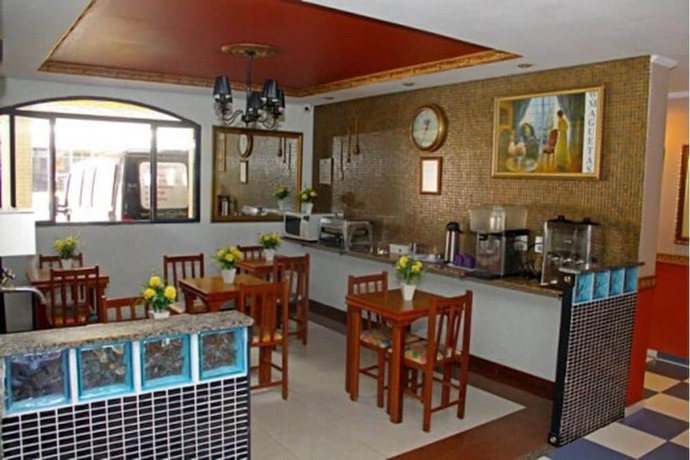 Imagen del bar/restaurante del Hotel Parks Vila Mariana. Foto 3