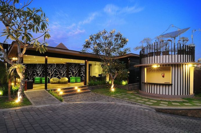 Imagen de los exteriores del Hotel Parkside Denbukit Residence and Suite Jimbaran. Foto 17