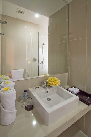 Imagen de la habitación del Hotel Parkside Denbukit Residence and Suite Jimbaran. Foto 11