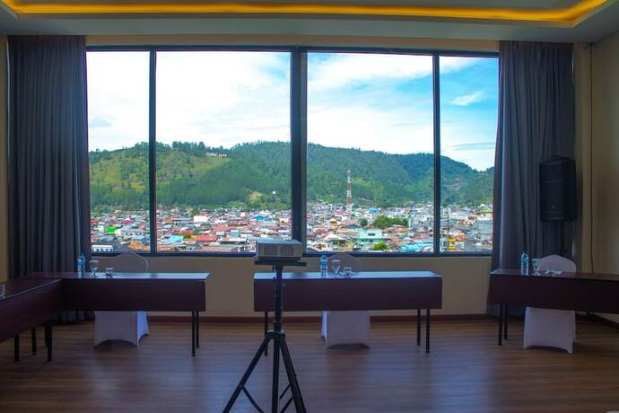 Imagen general del Hotel Parkside Gayo Petro. Foto 4