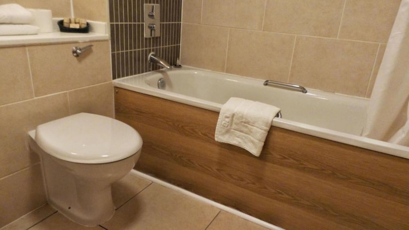 Imagen de la habitación del Hotel Parkside International. Foto 13