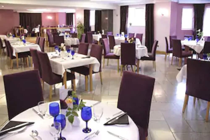 Imagen del bar/restaurante del Hotel Parkside International. Foto 3