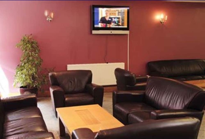 Imagen del bar/restaurante del Hotel Parkside International. Foto 6