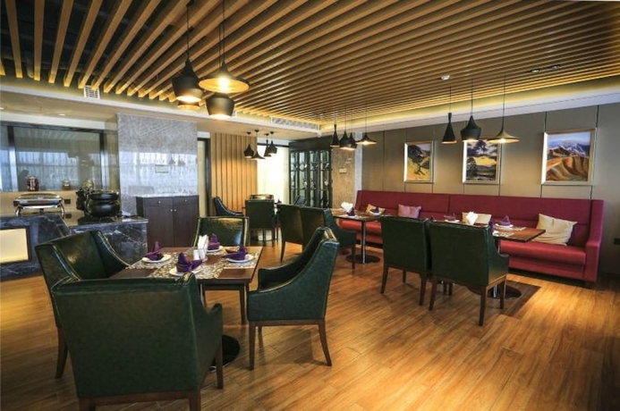 Imagen del bar/restaurante del Hotel Parkside Plaza Baiyin. Foto 3
