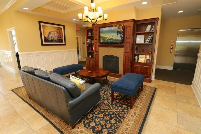 Imagen de los interiores del Hotel Parkside Resort By Kees Vacations. Foto 19