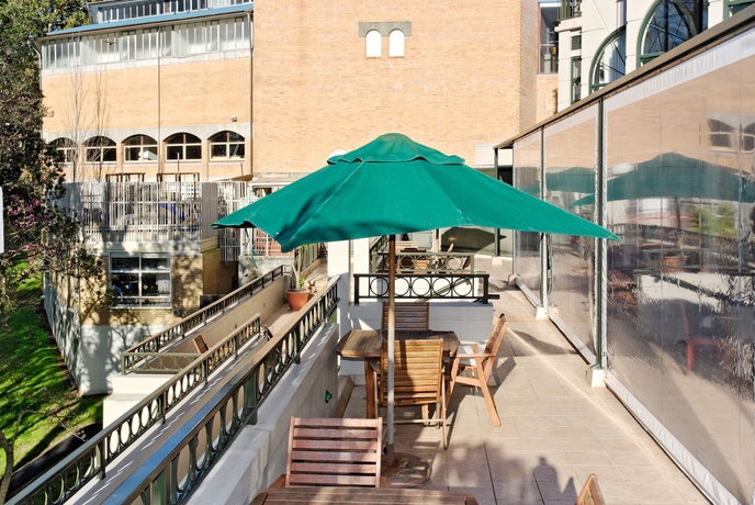 Imagen de los exteriores del Hotel Parkside and Apartments Auckland. Foto 11