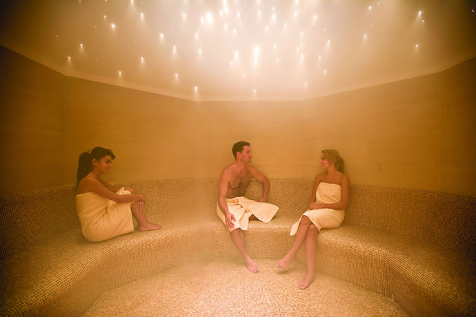 Imagen de la habitación del Hotel Parktower Suites. Foto 4