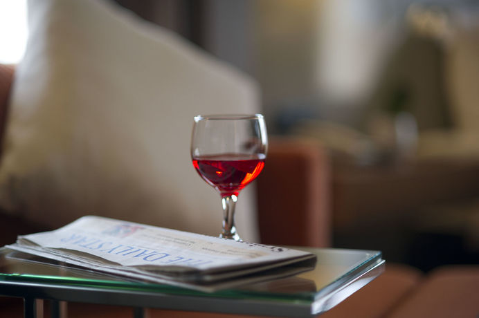 Imagen de la habitación del Hotel Parktower Suites. Foto 6