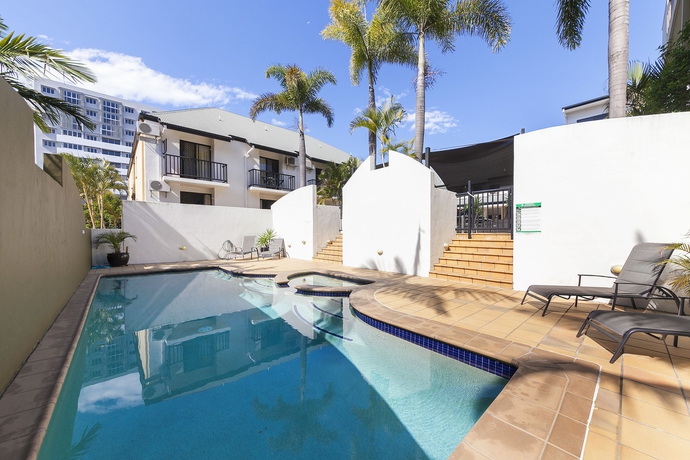 Imagen de la piscina del Hotel Parkview Apartments. Foto 11