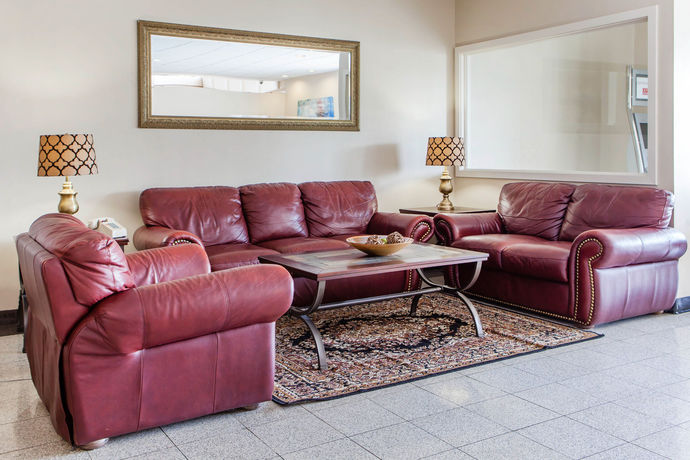 Imagen de los interiores del Hotel Parkview Inn and Conference Center. Foto 11