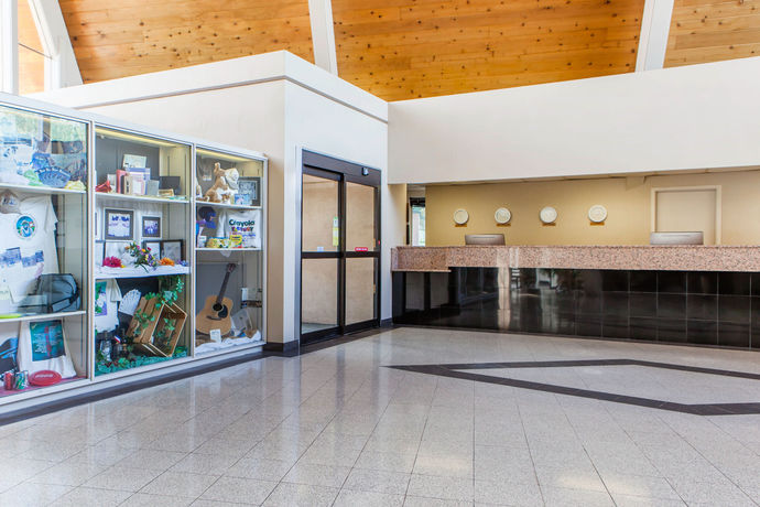 Imagen de los interiores del Hotel Parkview Inn and Conference Center. Foto 13