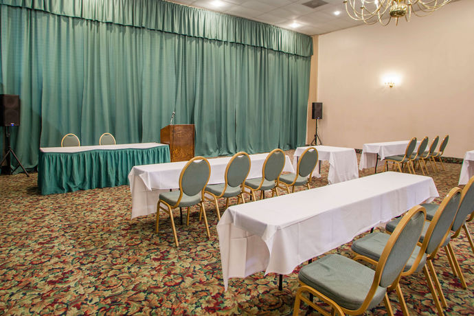 Imagen de los interiores del Hotel Parkview Inn and Conference Center. Foto 16