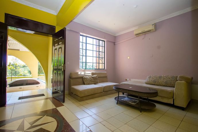 Imagen de los interiores del Hotel Parkview Safari and Apartments. Foto 17