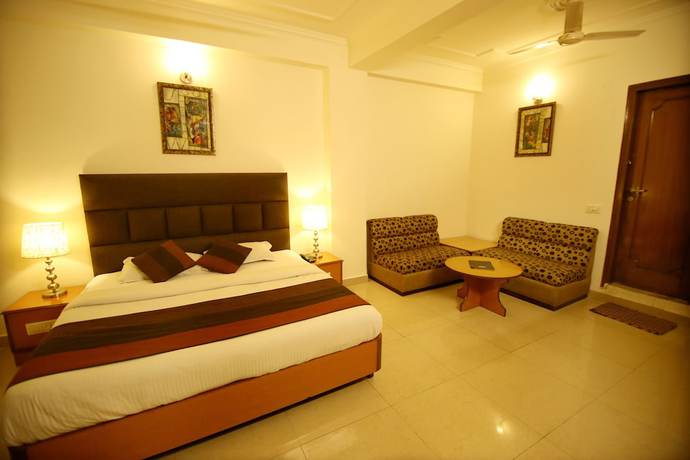 Imagen de la habitación del Hotel Parkway Deluxe. Foto 2