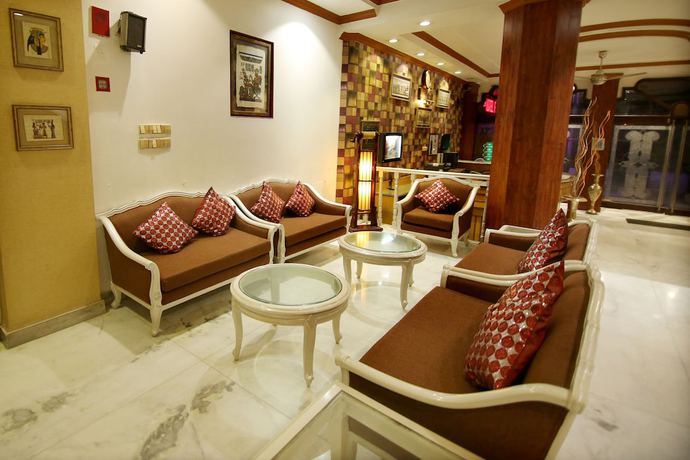 Imagen de los interiores del Hotel Parkway Deluxe. Foto 14