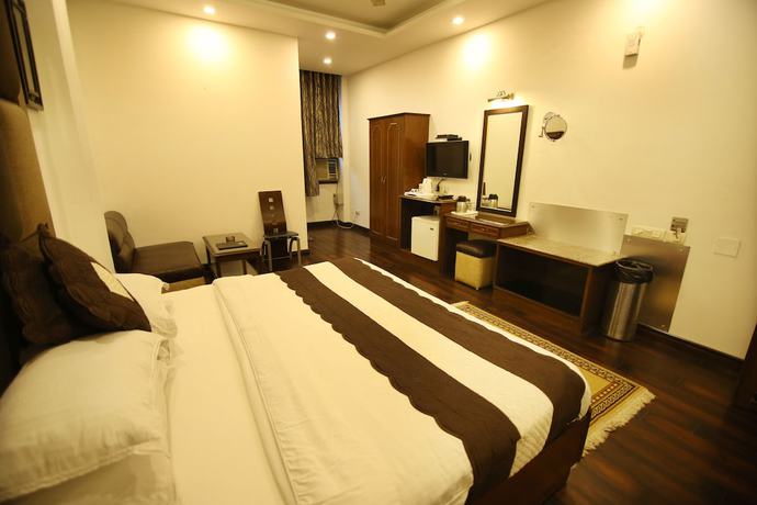 Imagen de la habitación del Hotel Parkway Deluxe. Foto 4