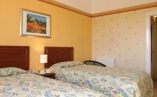 Imagen de la habitación del Hotel Parkway. Foto 4