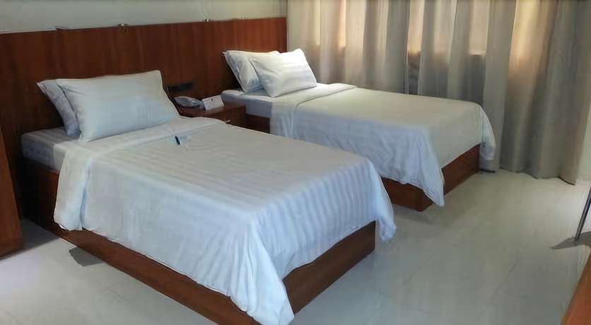 Imagen de la habitación del Hotel Parkway Hotel. Foto 8