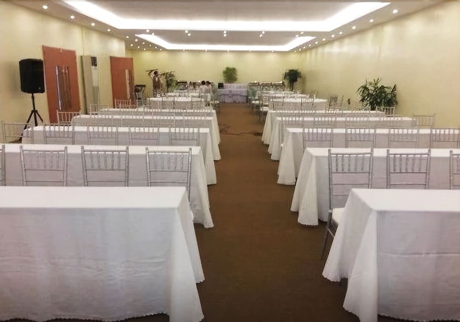 Imagen de los interiores del Hotel Parkway Hotel. Foto 17