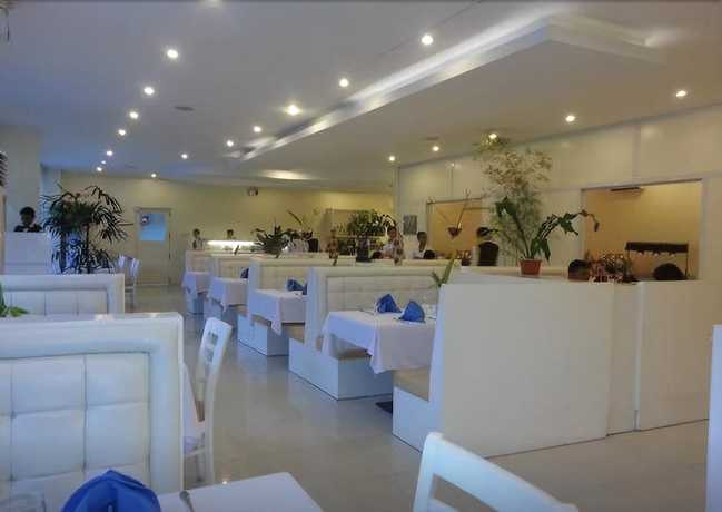 Imagen del bar/restaurante del Hotel Parkway Hotel. Foto 5