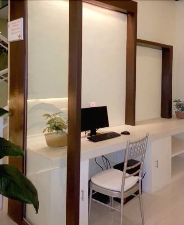 Imagen de los interiores del Hotel Parkway Hotel. Foto 20