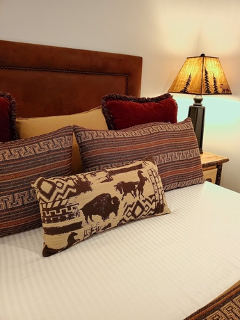 Imagen de la habitación del Hotel Parkway Inn. Foto 5