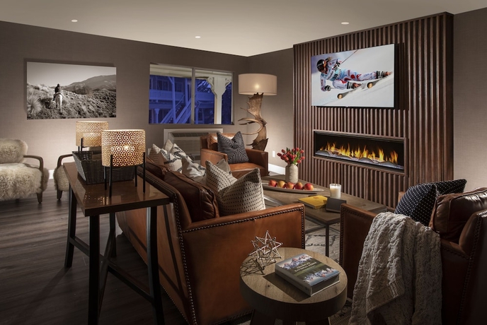 Imagen de los interiores del Hotel Parkway Inn. Foto 19