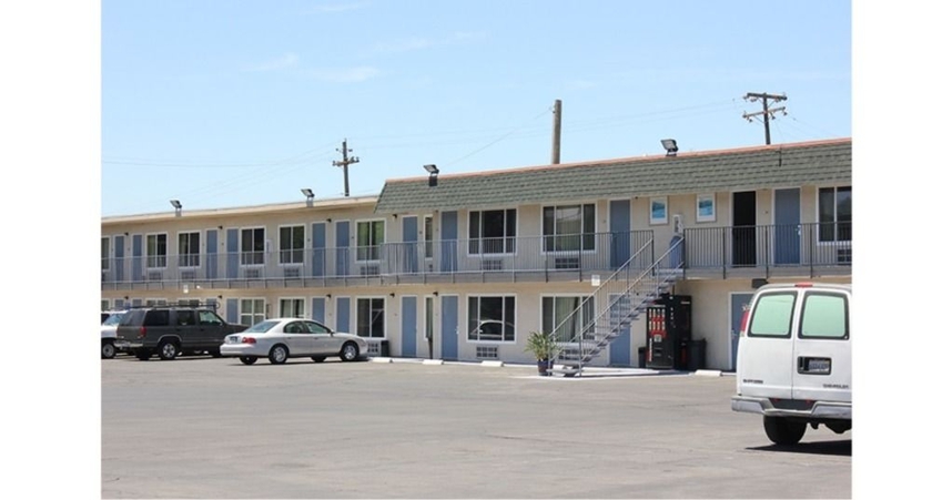 Imagen de los exteriores del Hotel Parkway Inn, Fresno. Foto 11