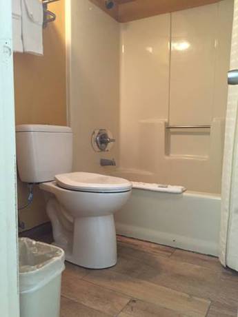 Imagen de la habitación del Hotel Parkway Inn, Morristown area. Foto 9