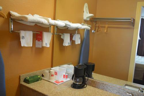 Imagen de la habitación del Hotel Parkway Inn Of Birmingham. Foto 3