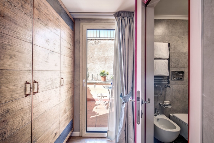 Imagen de la habitación del Hotel Parlamento Boutique. Foto 17