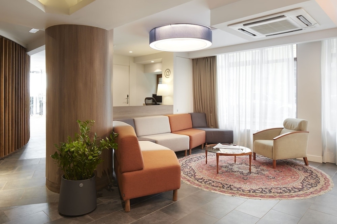 Imagen de los interiores del Hotel Parma, San Sebastián. Foto 17