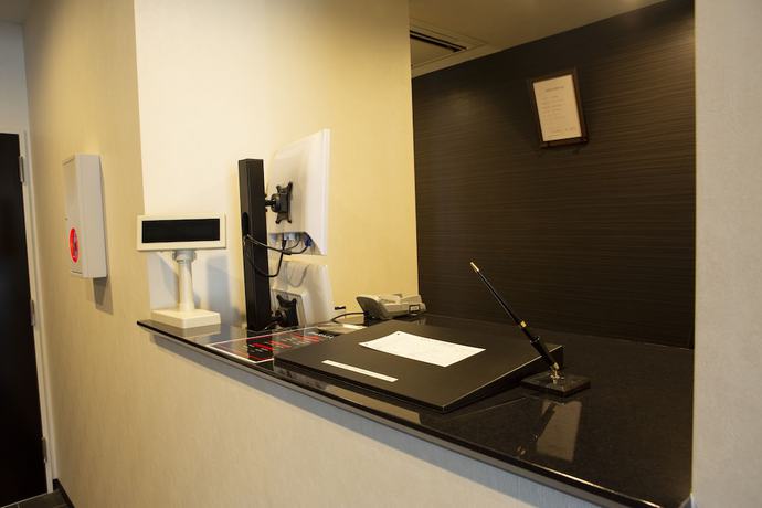 Imagen de los interiores del Hotel Parman. Foto 9
