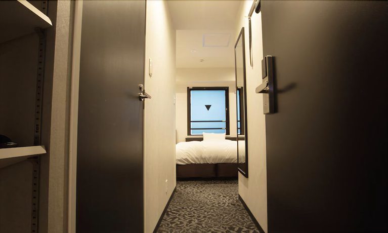 Imagen de la habitación del Hotel Parman. Foto 7