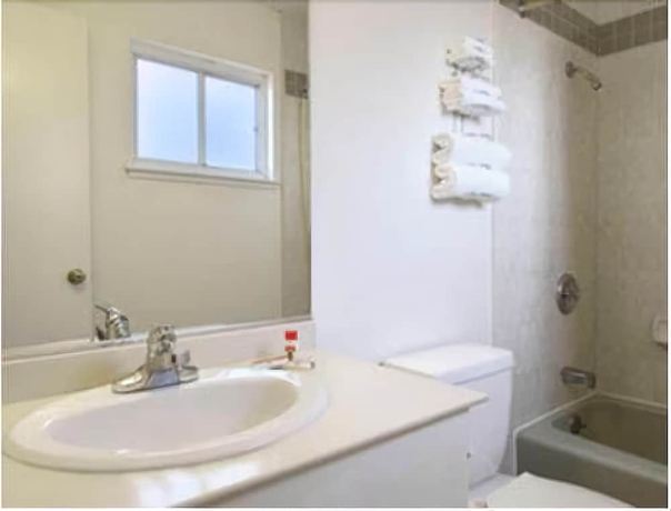 Imagen de la habitación del Hotel Parmani. Foto 16