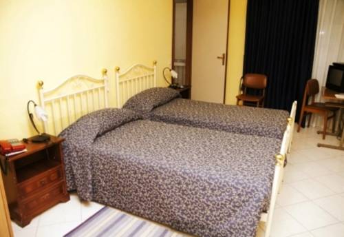 Imagen de la habitación del Hotel Parmigiano. Foto 5