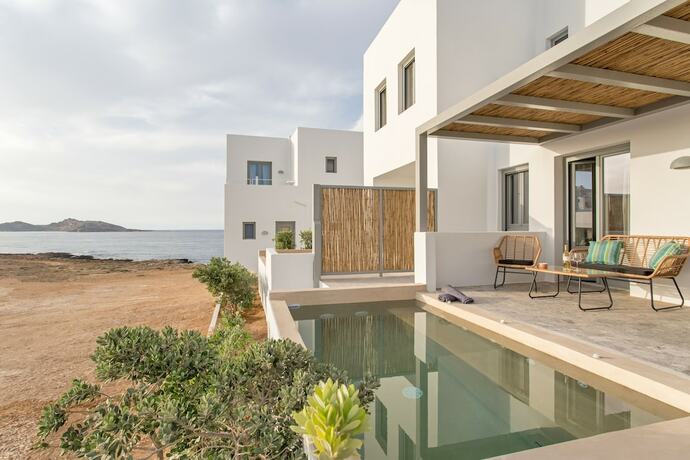 Imagen de la habitación del Hotel Paros Cape Suites. Foto 11