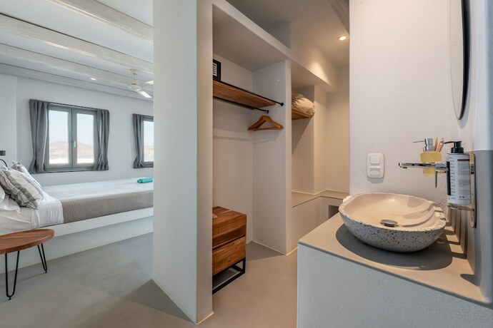 Imagen general del Hotel Paros Cape Suites. Foto 4