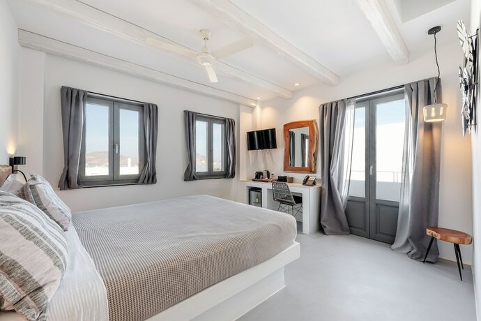 Imagen general del Hotel Paros Cape Suites. Foto 6
