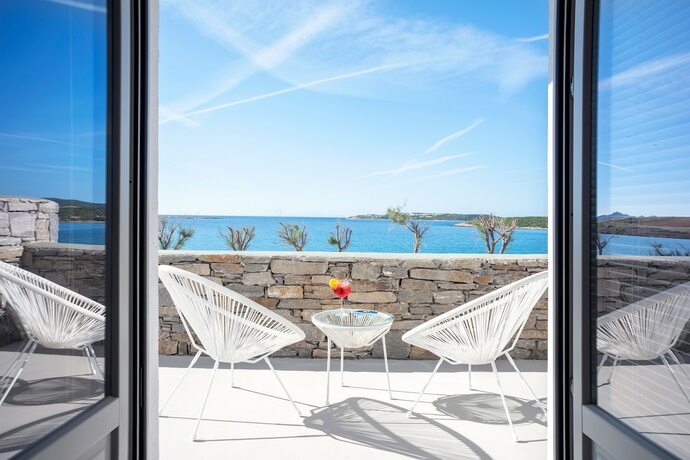 Imagen de la habitación del Hotel Paros Comfy Suites. Foto 16